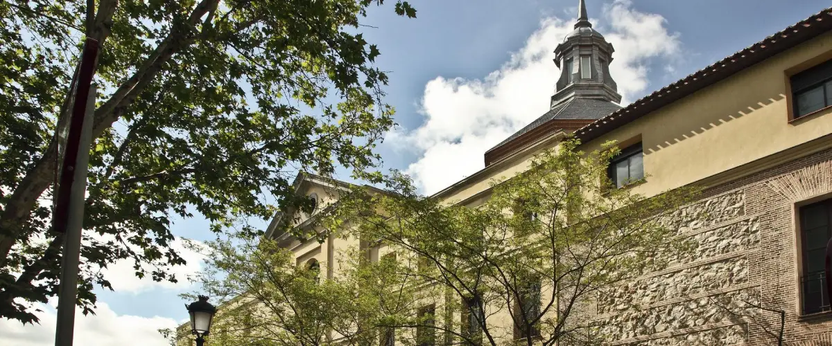 Real-Monasterio-de-Santa-Isabel