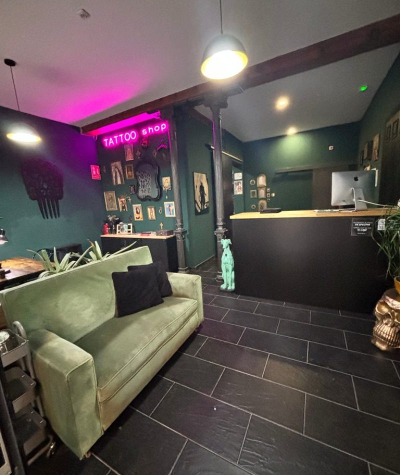 4-LA-PERRA-VERDE-768x1024