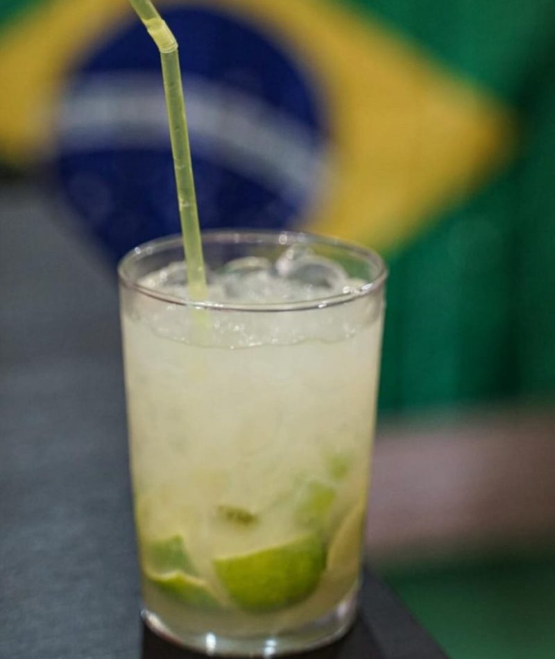 7 LA FILLE DU POULET