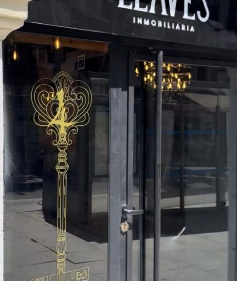 8-CUATRO-LLAVES-487x1024