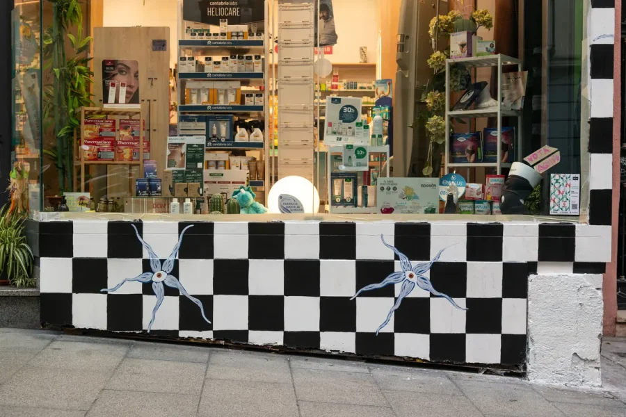 Babi_Bensusan_Farmacia_Ave_Maria_15