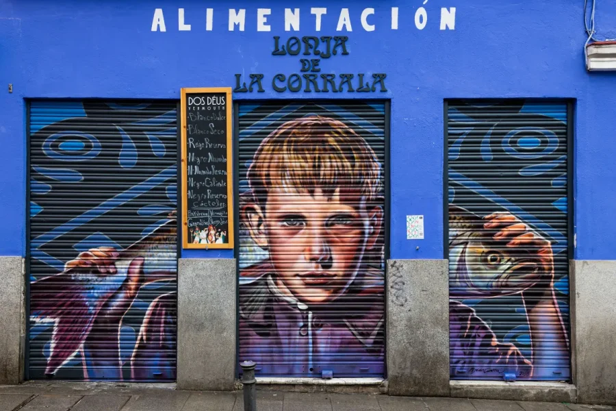 Basave_Cavanna_La_lonja_de_la_corrala_04