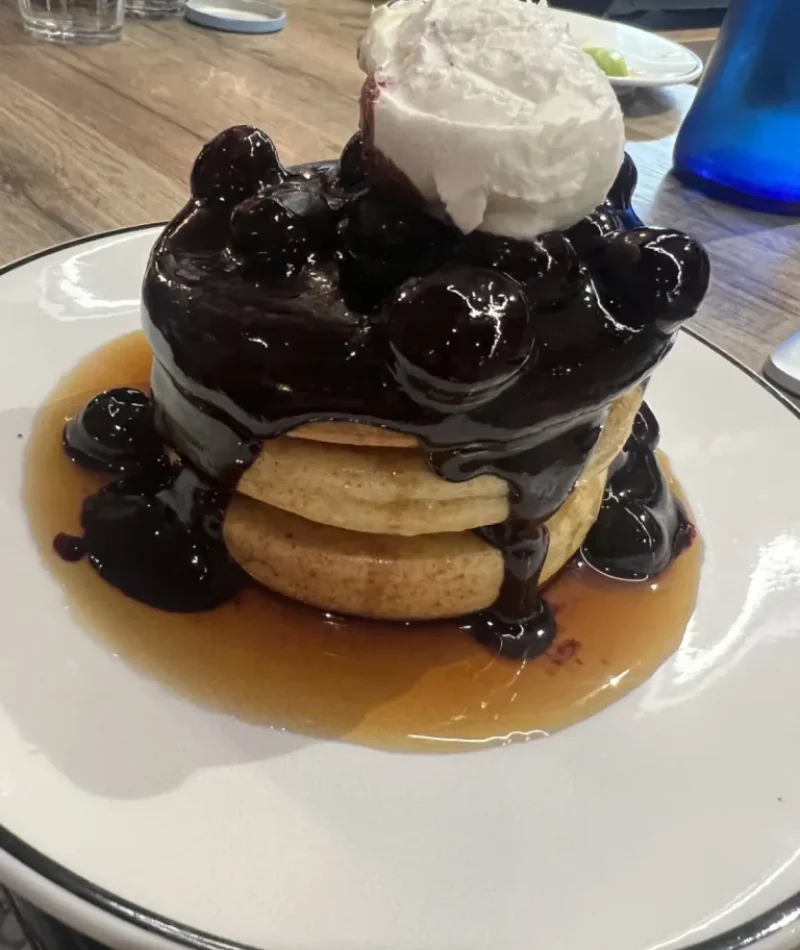 Pascal-Cafe-768x1024