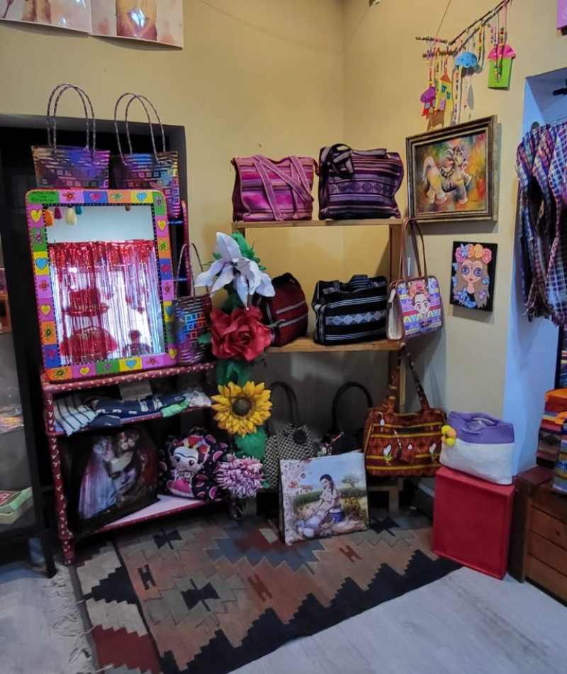 WhatsApp-Image-2023-12-28-at-16.27.03-3-768x1024