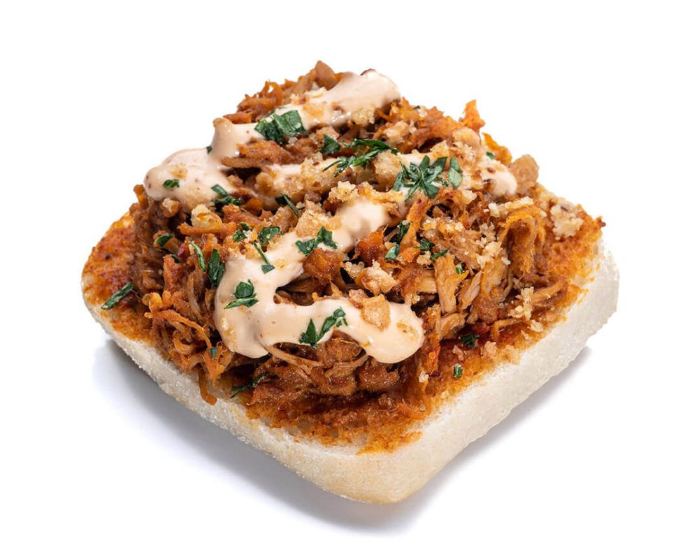 amor-voodoo-carnitas-al-mole-con-crujientes-01