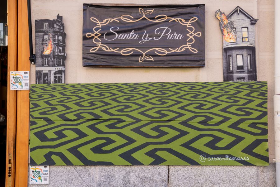 casa-en-llamas-santa-y-pura-02