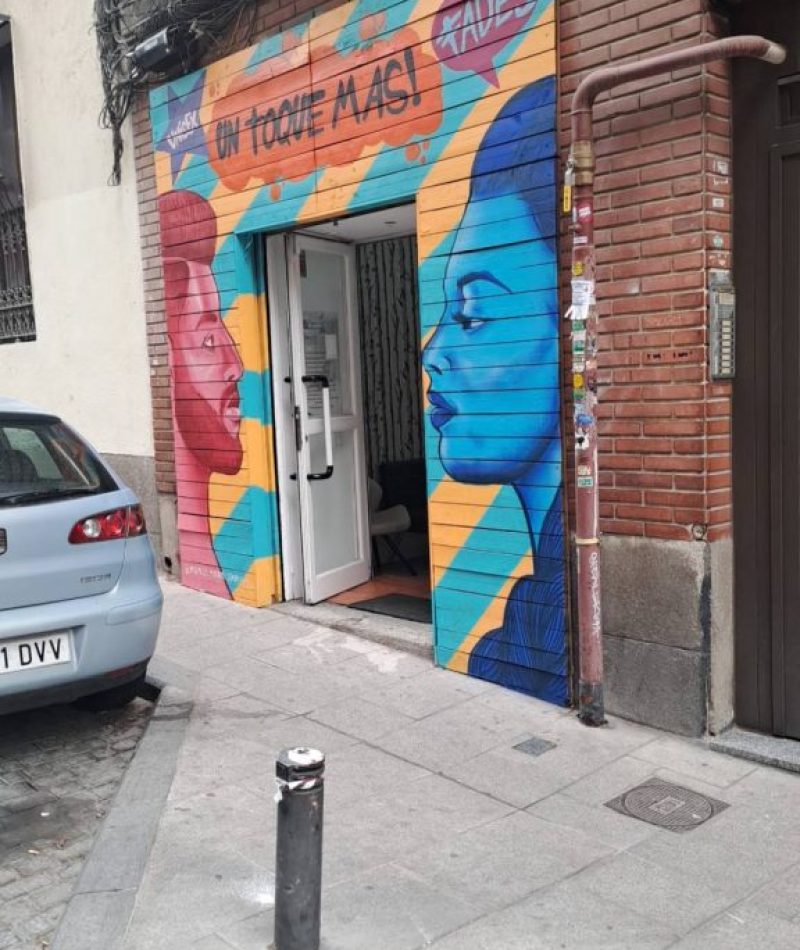 un-toque-mas-6-576x1024